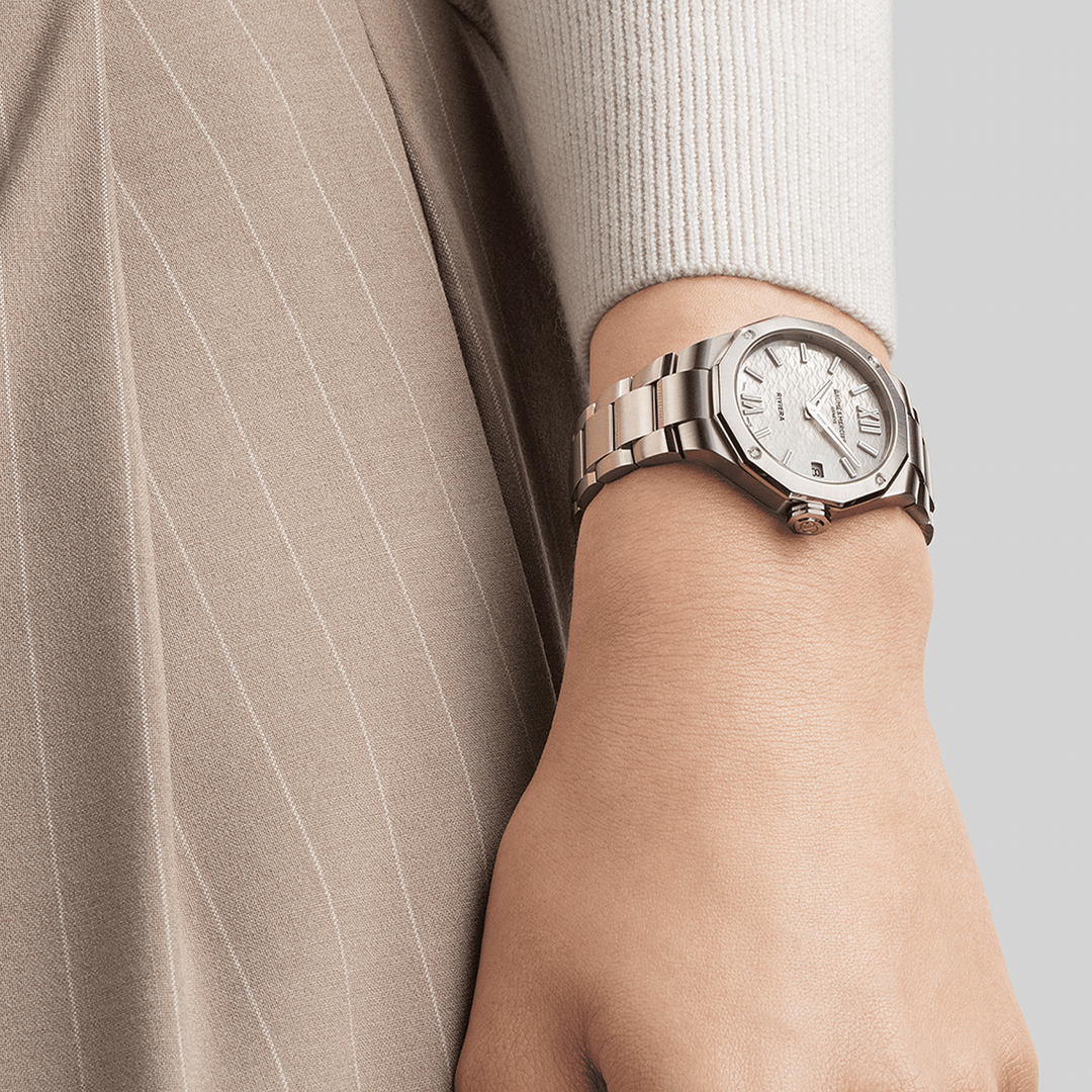 Baume &amp; Mercier Riviera M0A10729 Quartz 33 mm