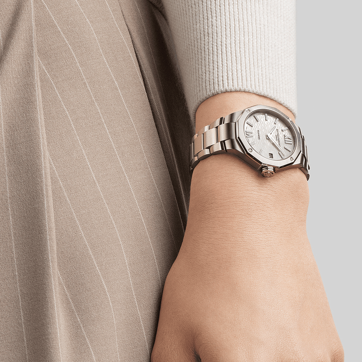 Baume &amp; Mercier Riviera M0A10729 Quartz 33 mm
