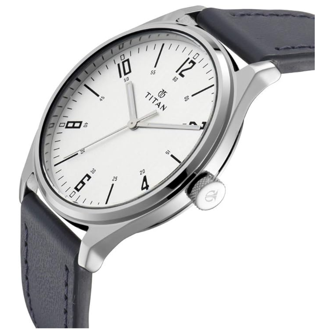 Titan Neo IV Men’s Analog Round Watch