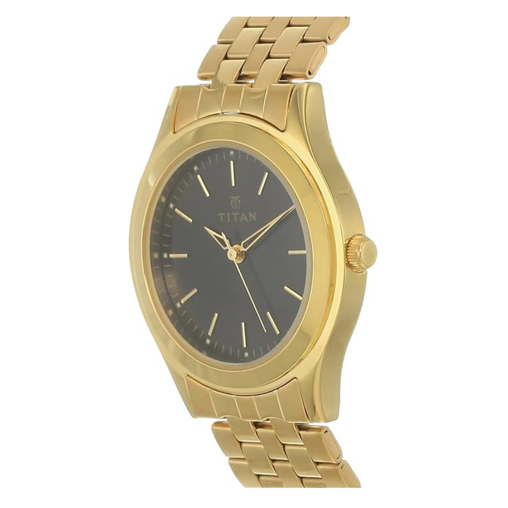 Titan Quartz Analog Men’s Watch with Sleek Black Dial and Stainless Steel Strap