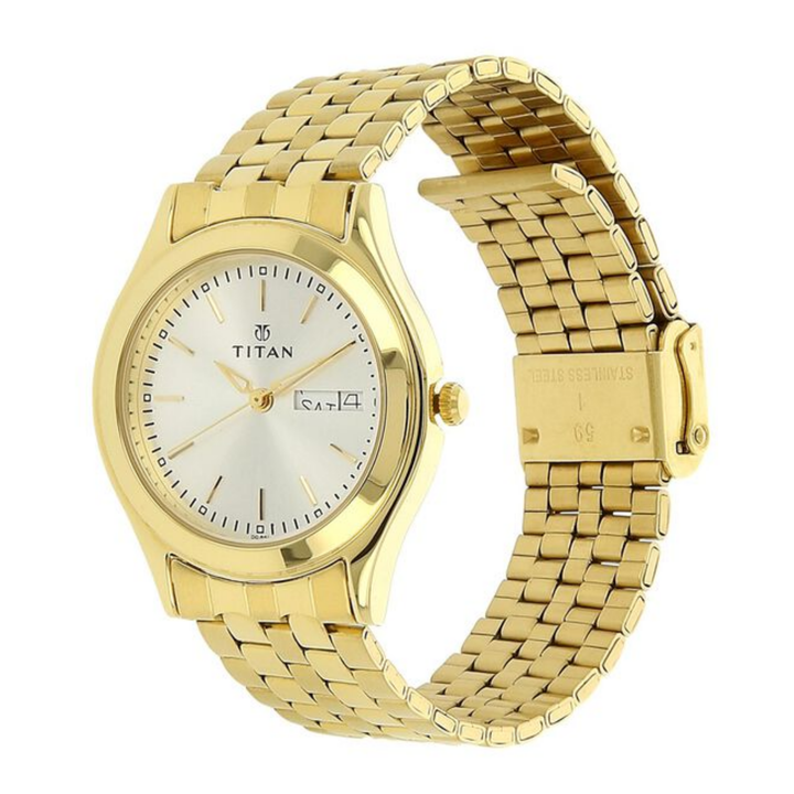 Titan Metal Quartz Timepiece for Men – Silver Dial with Day-Date Function and Sleek Stainless Steel Bracelet