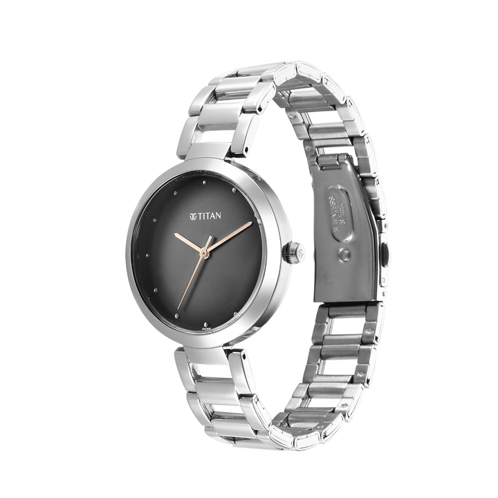 Titan Workwear: Onyx Sunray Watch with Polished Silver Stainless Steel Bracelet