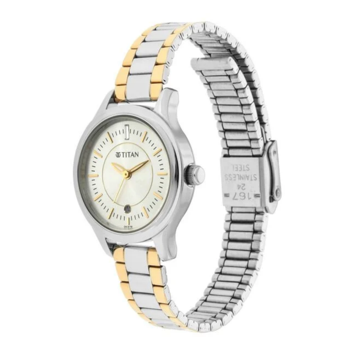 Titan Raga Viva Trendsetter | All-Silver Tonal Analog Watch with Stainless Steel Strap
