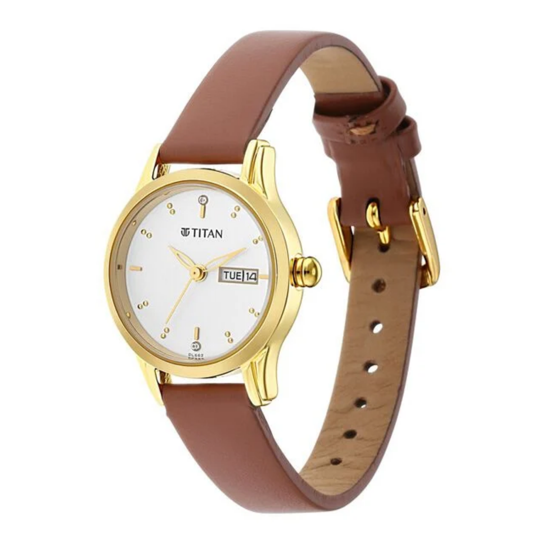 Titan Lagan: Ivory White Dial with Classic Day-Date Calendar &amp; Tan Leather
