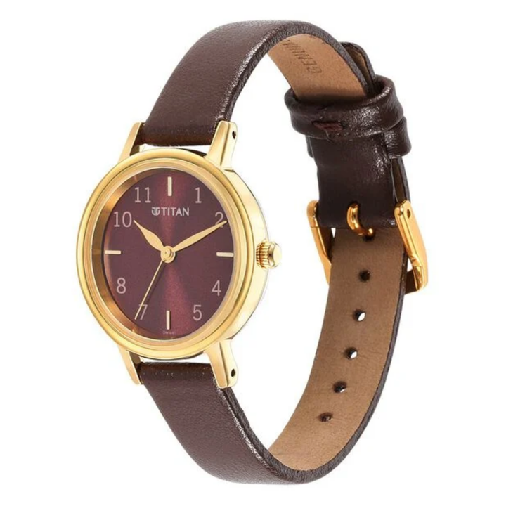 Titan Karishma Coffee Sunray Edition: A Classic Leather Timepiece