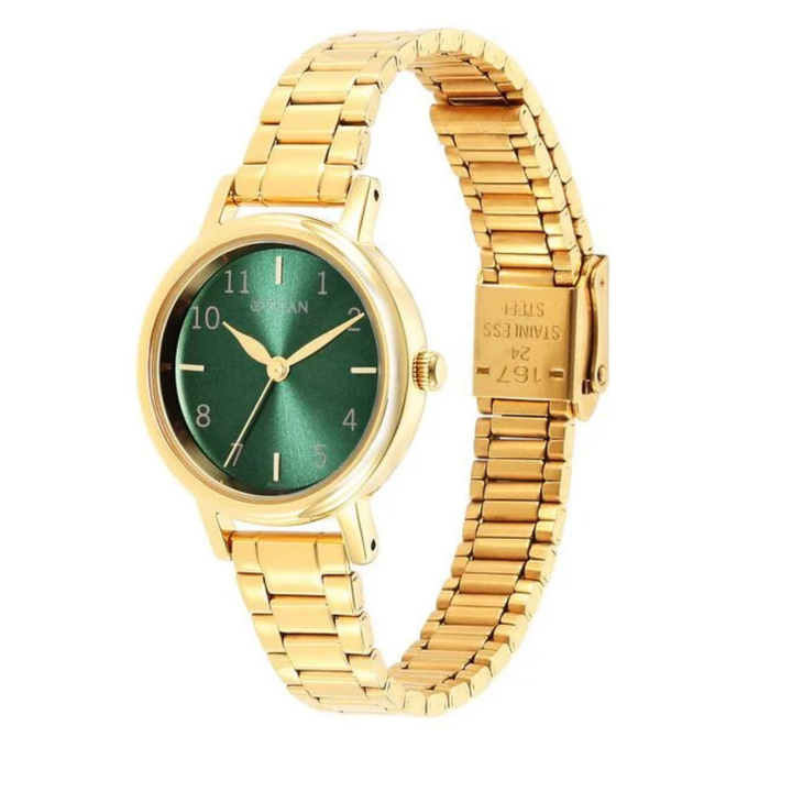 Titan Karishma: Forest Green Dial with Polished Silver Steel Bracelet